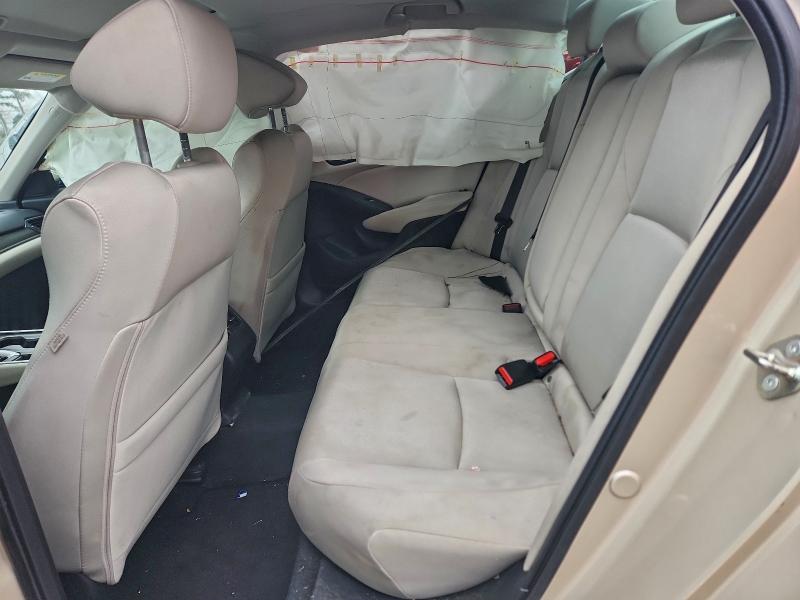 Фото 10 - HONDA ACCORD