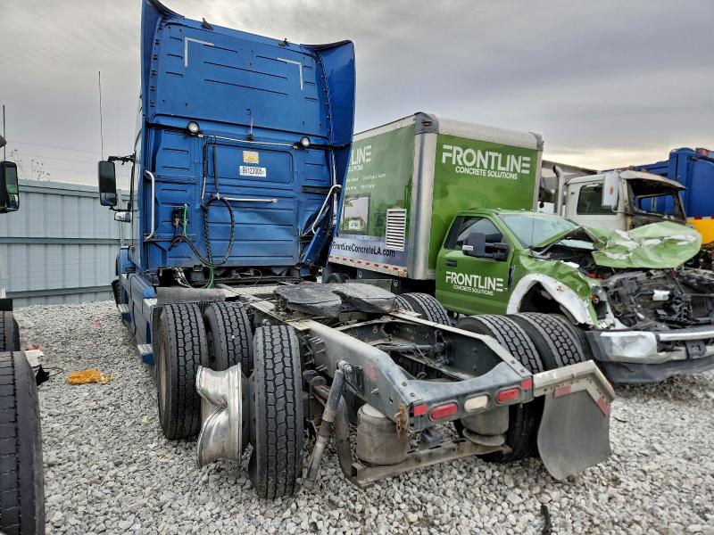 Фото 3 - VOLVO All Models