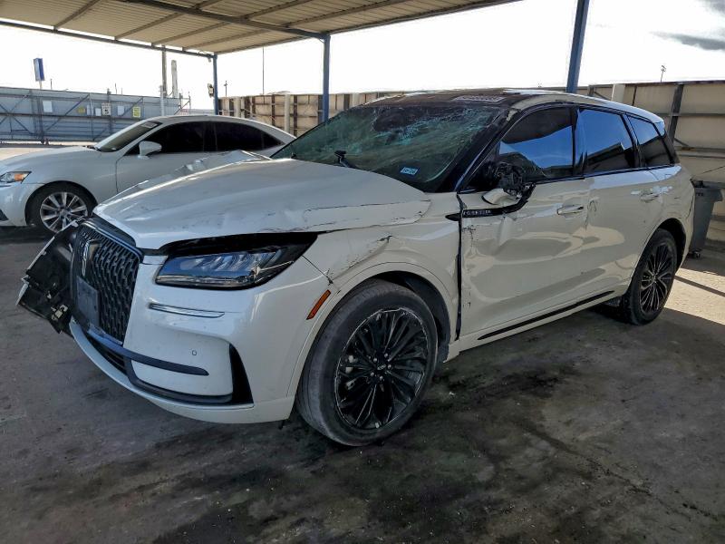 Фото 1 - LINCOLN CORSAIR