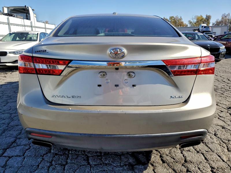 Фото 6 - TOYOTA AVALON