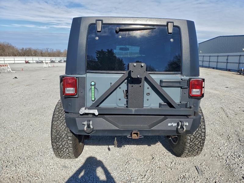 Фото 6 - JEEP WRANGLER