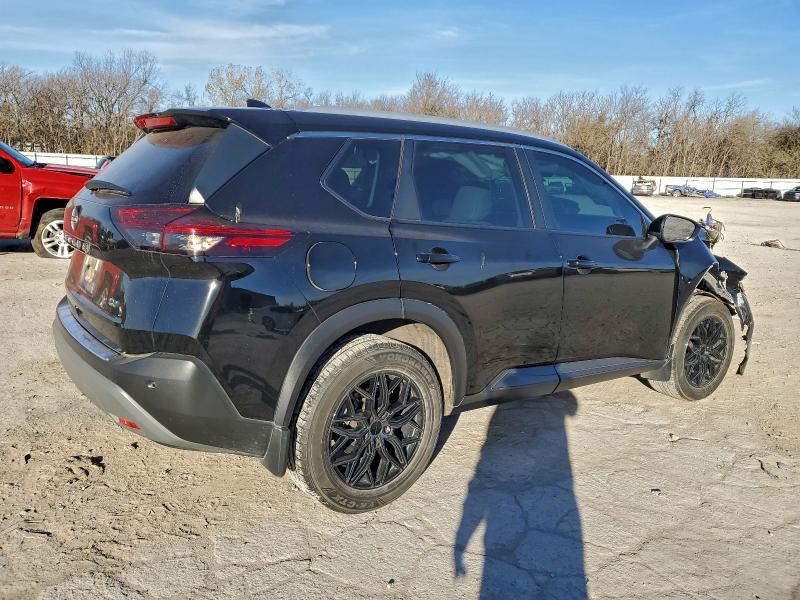 Фото 3 - NISSAN ROGUE