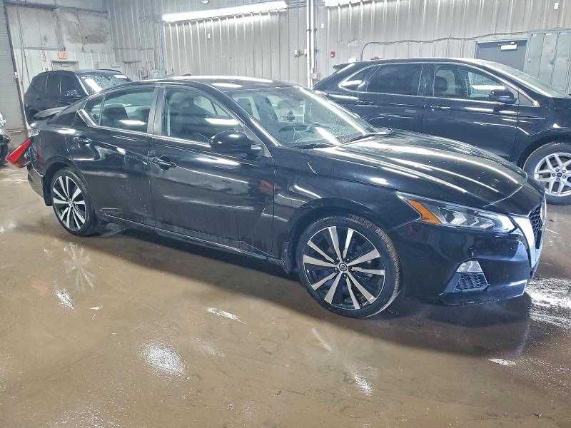 Фото 4 - NISSAN ALTIMA