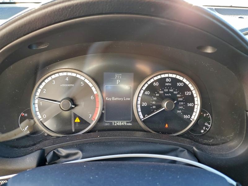 Фото 9 - LEXUS NX