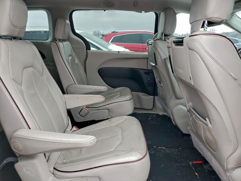 Фото 10 - CHRYSLER PACIFICA