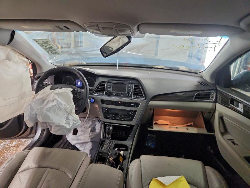 Фото 8 - HYUNDAI SONATA