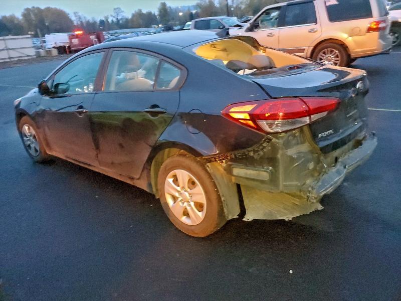 Фото 2 - KIA FORTE