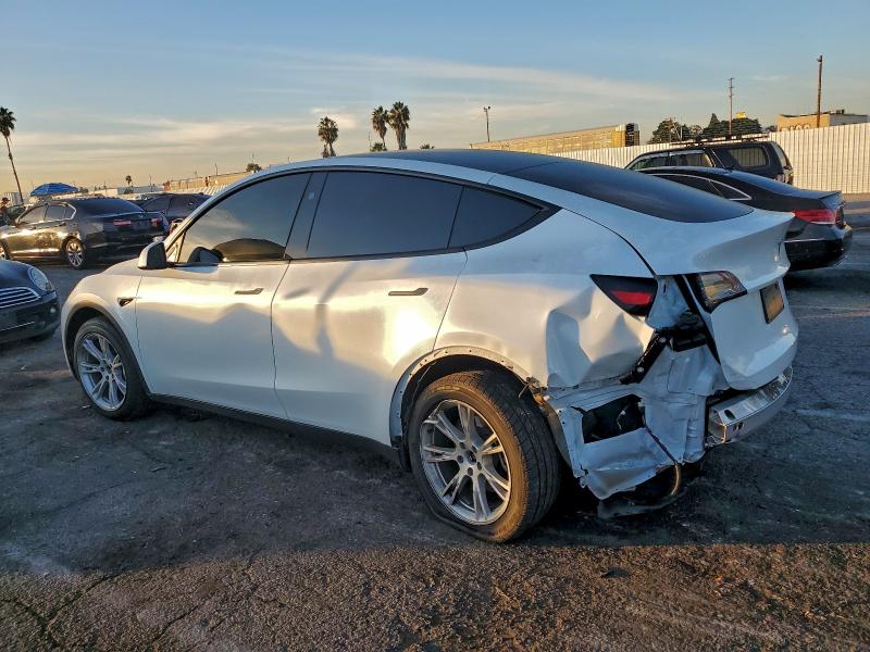 Фото 2 - TESLA MODEL Y