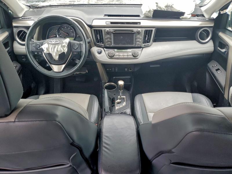 Фото 8 - TOYOTA RAV4