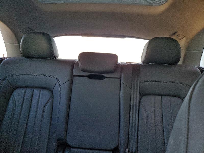 Фото 10 - AUDI Q5