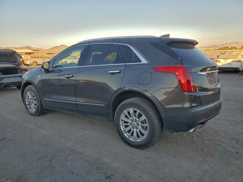 Фото 2 - CADILLAC XT5