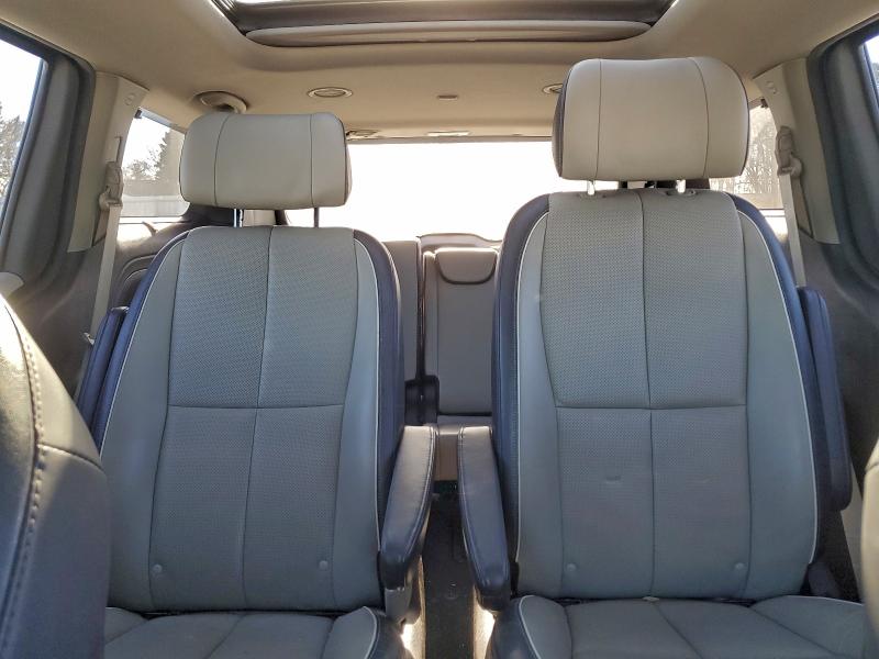 Фото 10 - KIA SEDONA