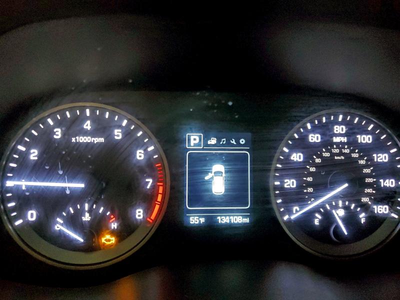 Фото 9 - HYUNDAI TUCSON