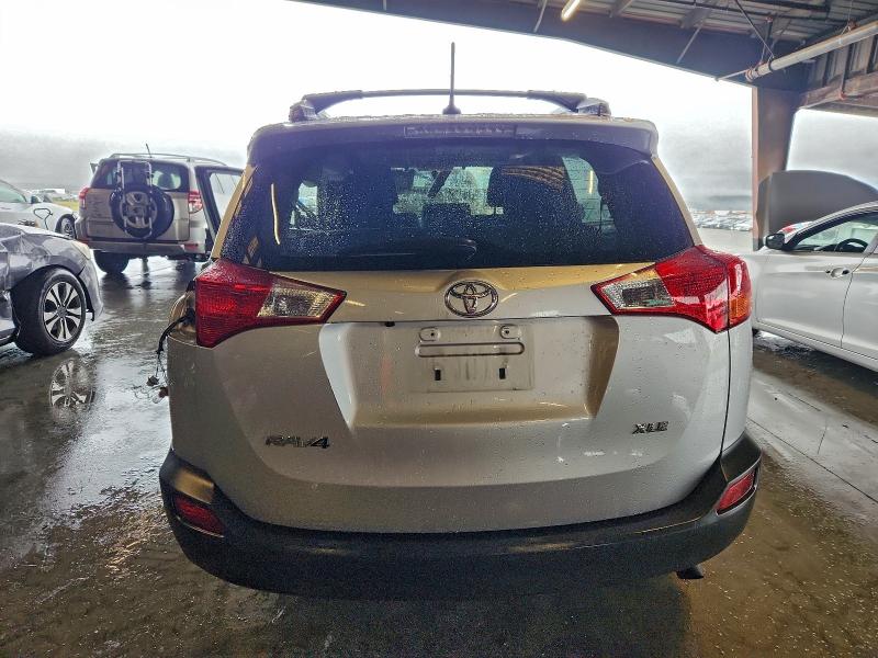 Фото 6 - TOYOTA RAV4