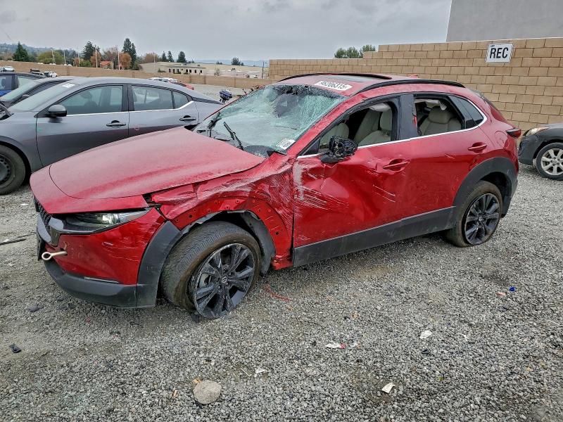 Фото 1 - MAZDA CX30