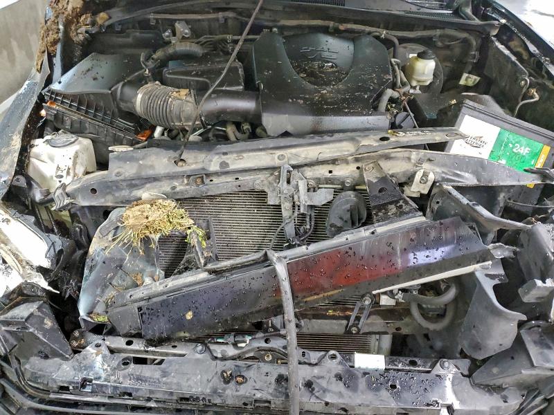 Фото 11 - TOYOTA TACOMA