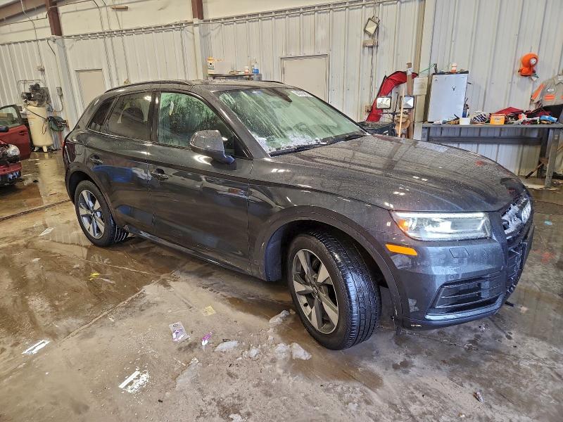 Фото 4 - AUDI Q5