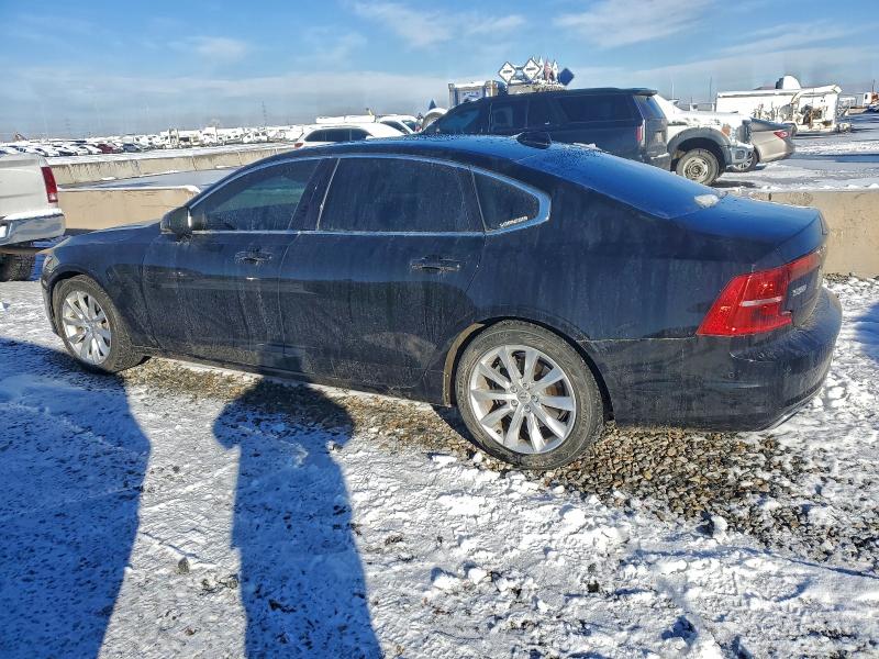 Фото 2 - VOLVO S90