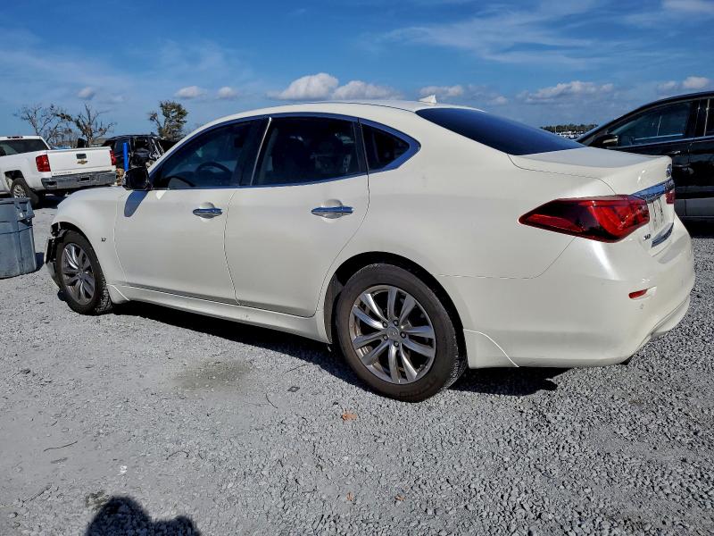 Фото 2 - INFINITI Q70