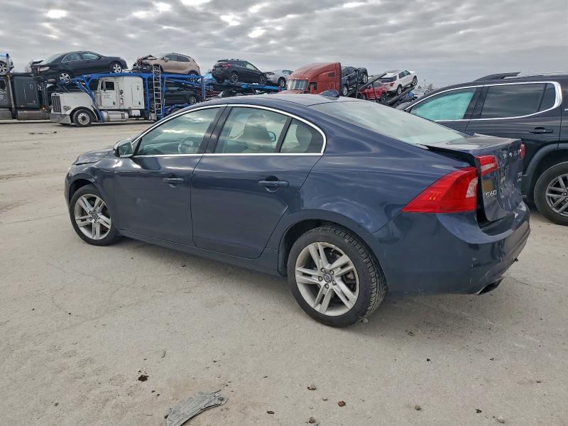 Фото 2 - VOLVO S60