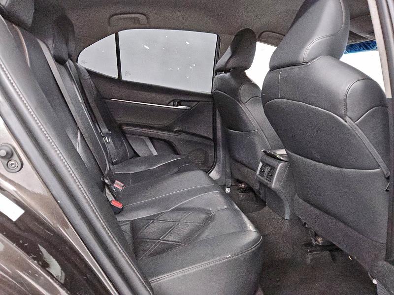 Фото 10 - TOYOTA CAMRY