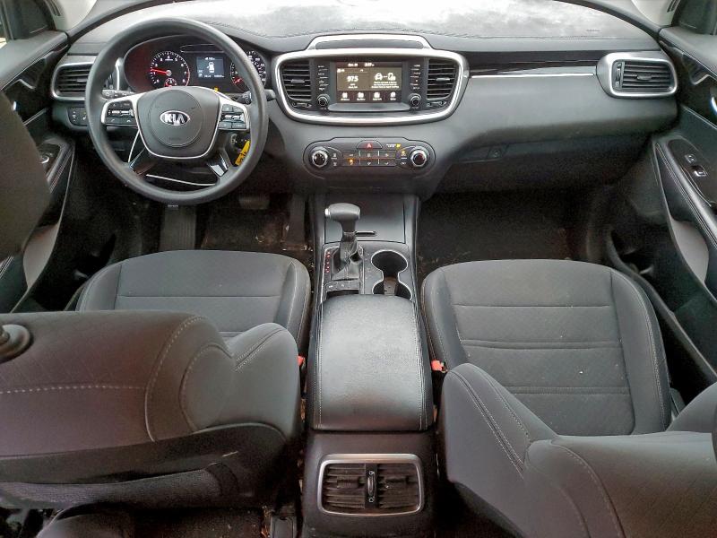 Фото 8 - KIA SORENTO