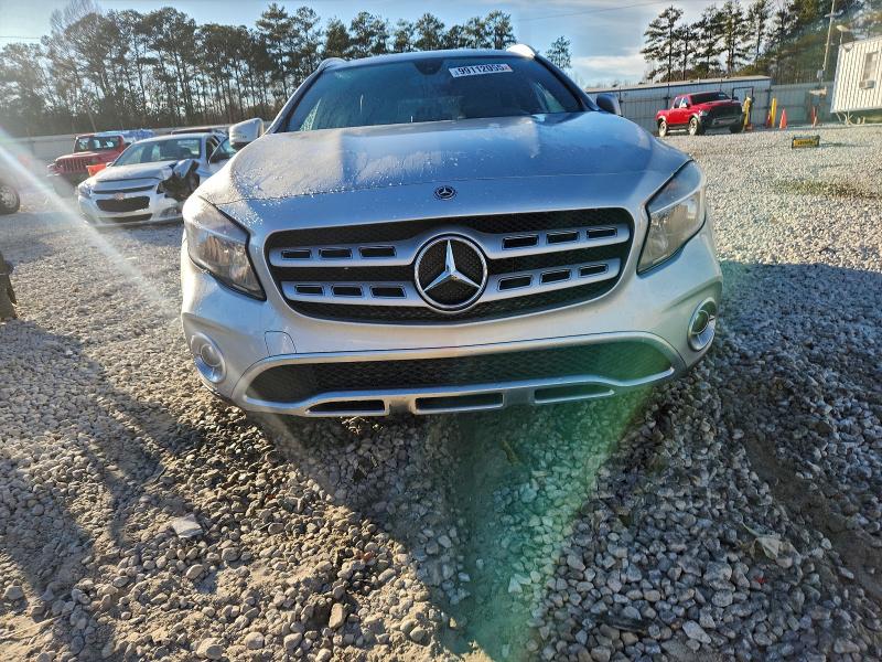 Фото 5 - MERCEDES-BENZ GLA-CLASS