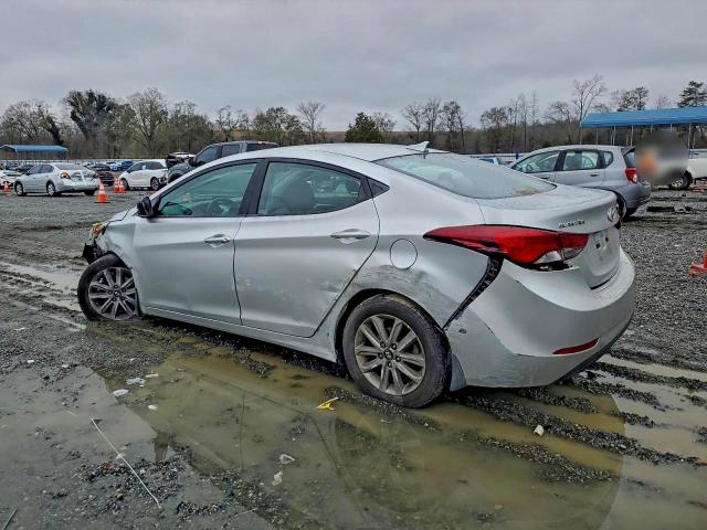 Фото 2 - HYUNDAI ELANTRA