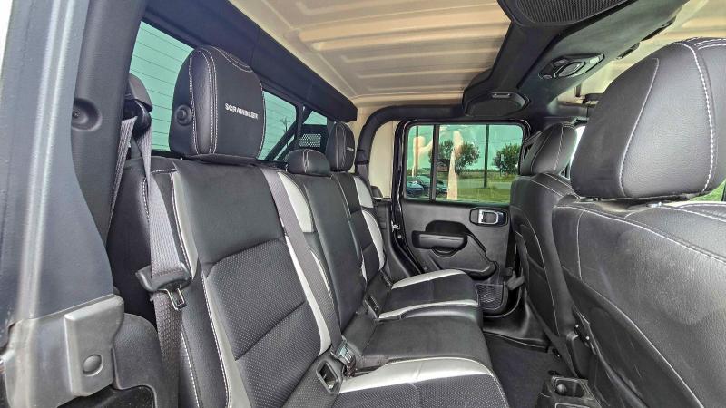 Фото 6 - JEEP GLADIATOR