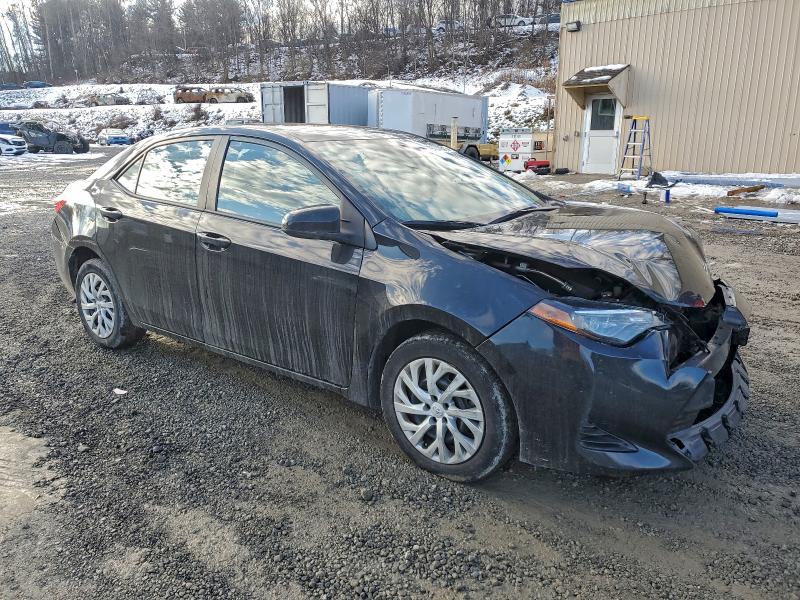 Фото 4 - TOYOTA COROLLA