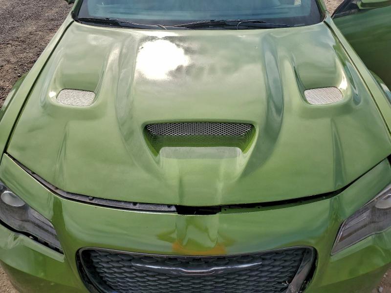 Фото 11 - CHRYSLER 300