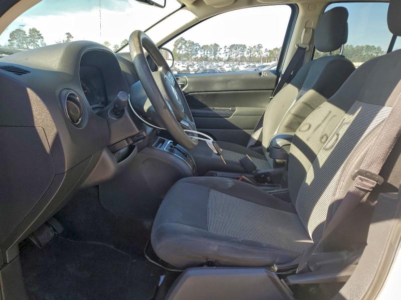 Фото 7 - JEEP COMPASS