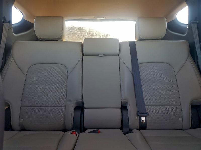 Фото 10 - HYUNDAI SANTA FE