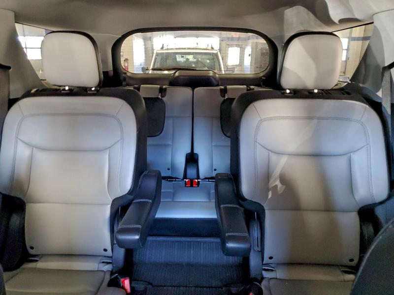 Фото 10 - FORD EXPLORER