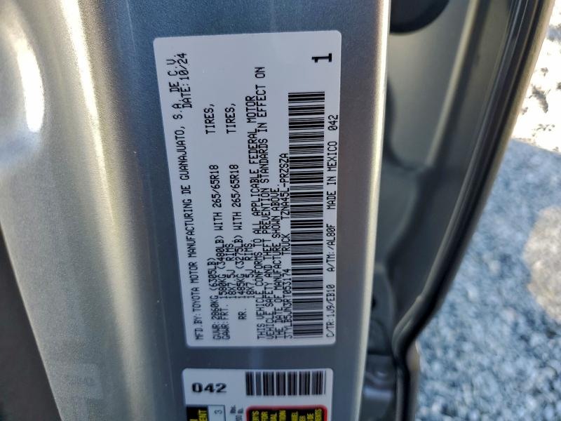 Фото 12 - TOYOTA TACOMA