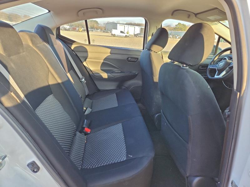 Фото 10 - NISSAN VERSA