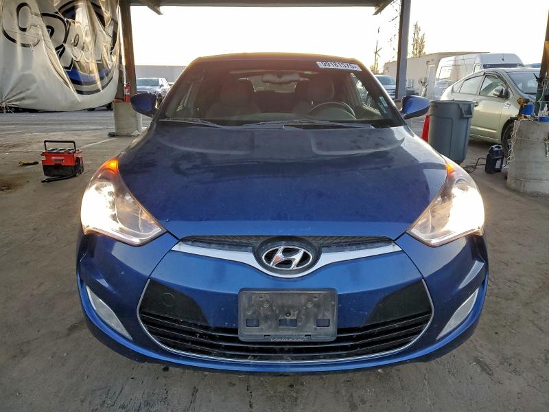 Фото 5 - HYUNDAI VELOSTER