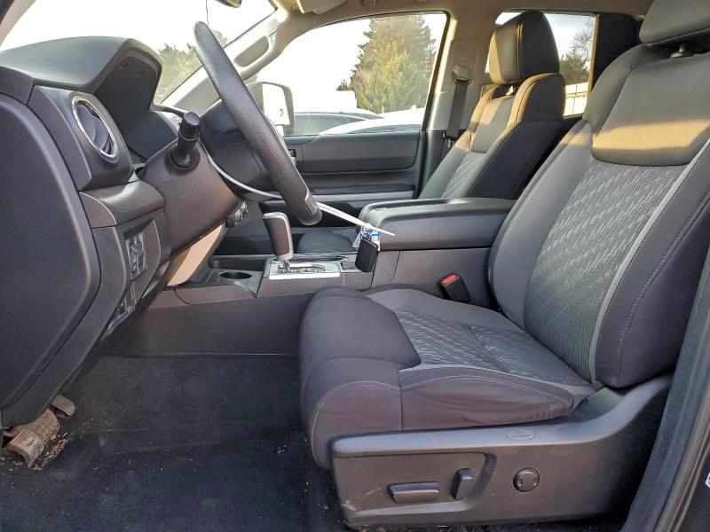 Фото 7 - TOYOTA TUNDRA