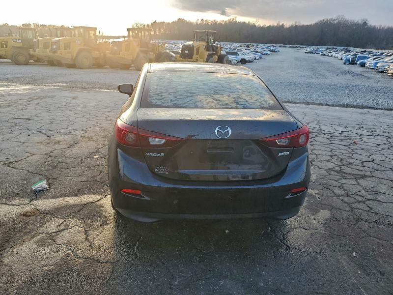 Фото 6 - MAZDA 3