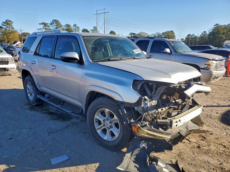 Фото 4 - TOYOTA 4RUNNER