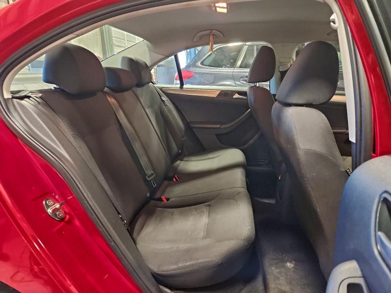 Фото 10 - VOLKSWAGEN JETTA