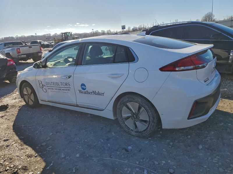 Фото 2 - HYUNDAI IONIQ