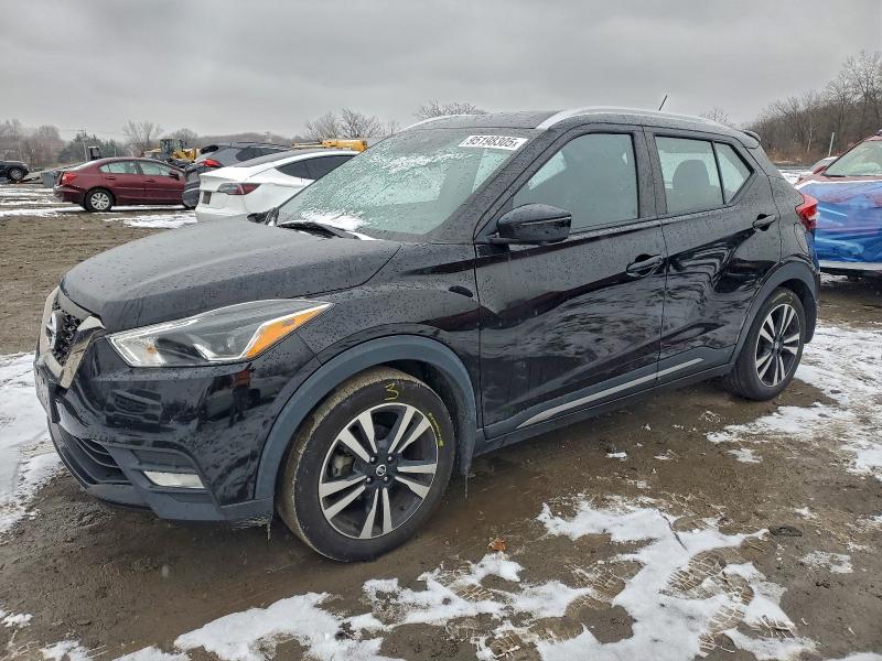 Фото 1 - NISSAN KICKS