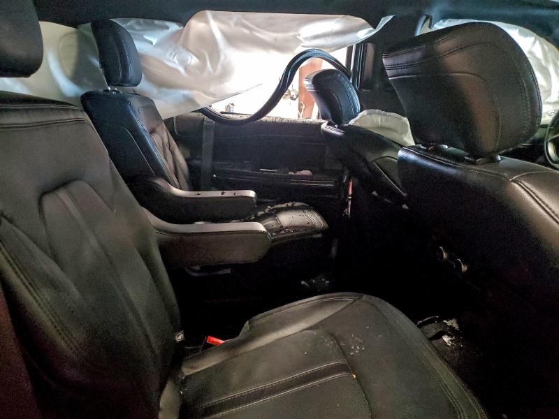 Фото 11 - FORD EXPEDITION