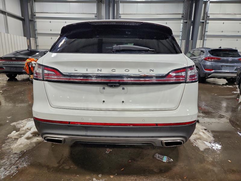 Фото 6 - LINCOLN NAUTILUS