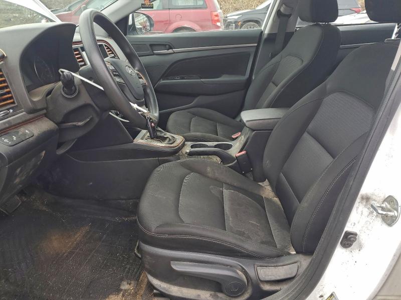 Фото 7 - HYUNDAI ELANTRA