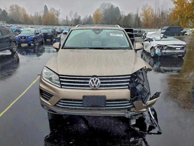 VOLKSWAGEN TOUAREG 2017 VIN WVGRF7BP1HD005054