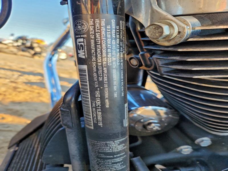 HARLEY-DAVIDSON FL 2020