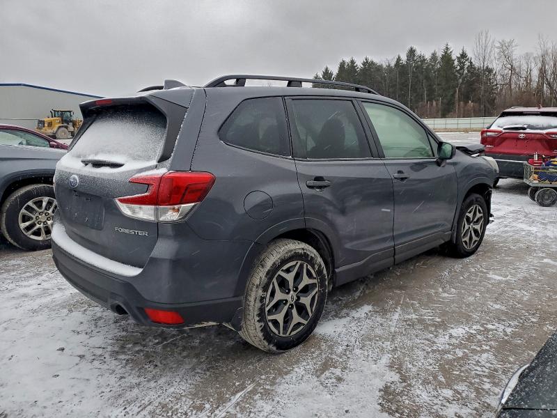 Фото 3 - SUBARU FORESTER