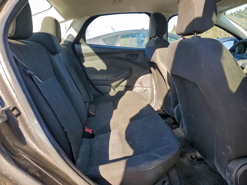 Фото 10 - FORD FOCUS